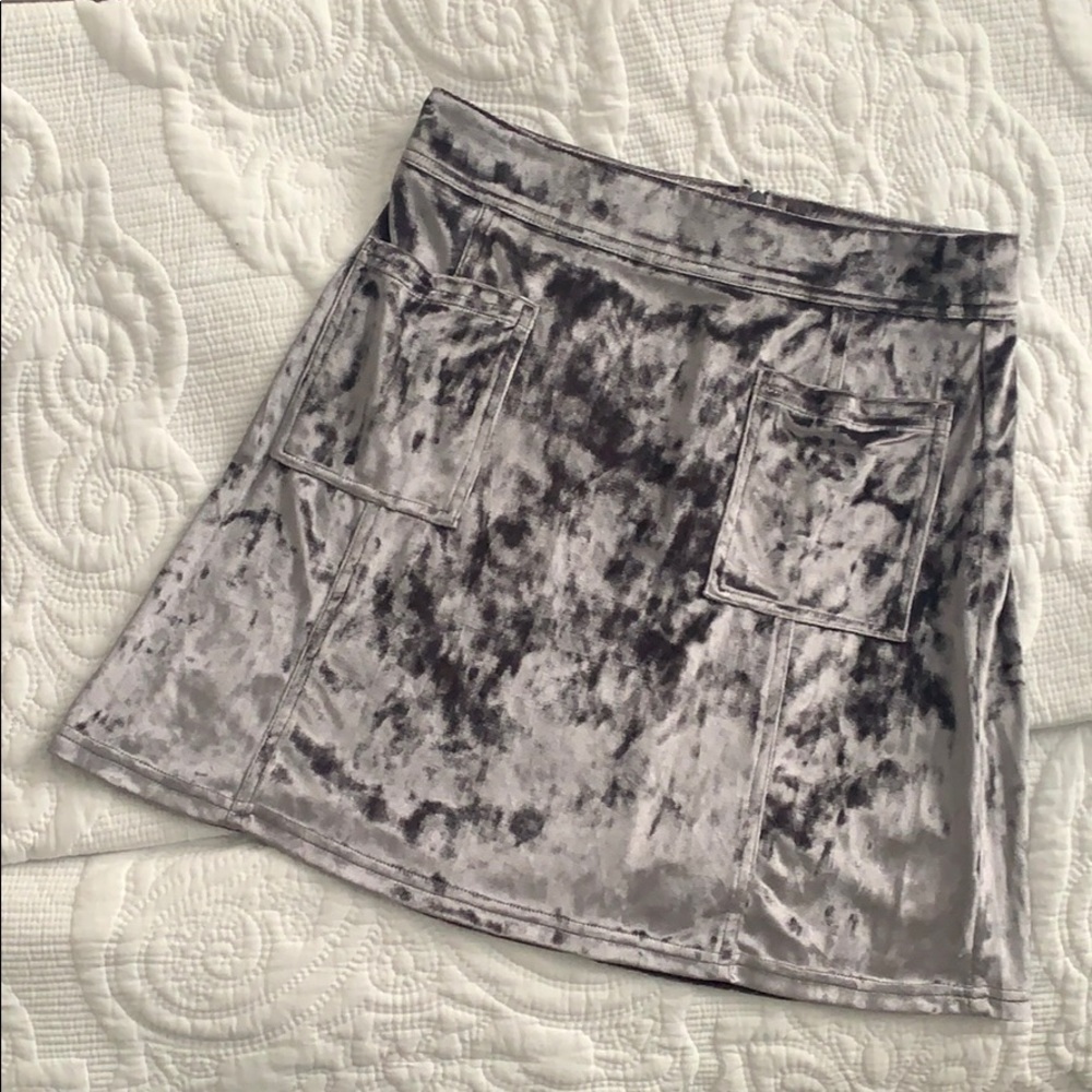 Stylish Silver Velvet Skirt